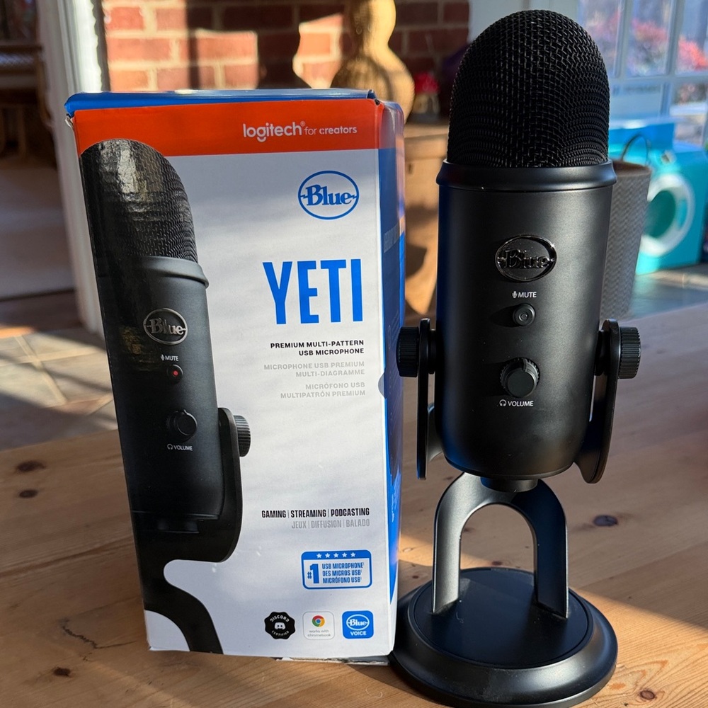 Blue Yeti Black Microphone